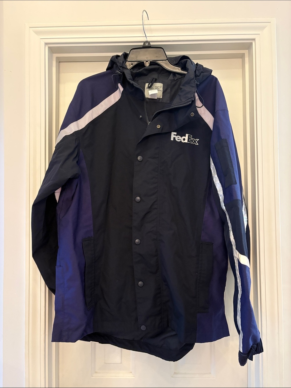 FedEx Employee Hooded Rain Jacket Large Purple and Black Uniform Coat